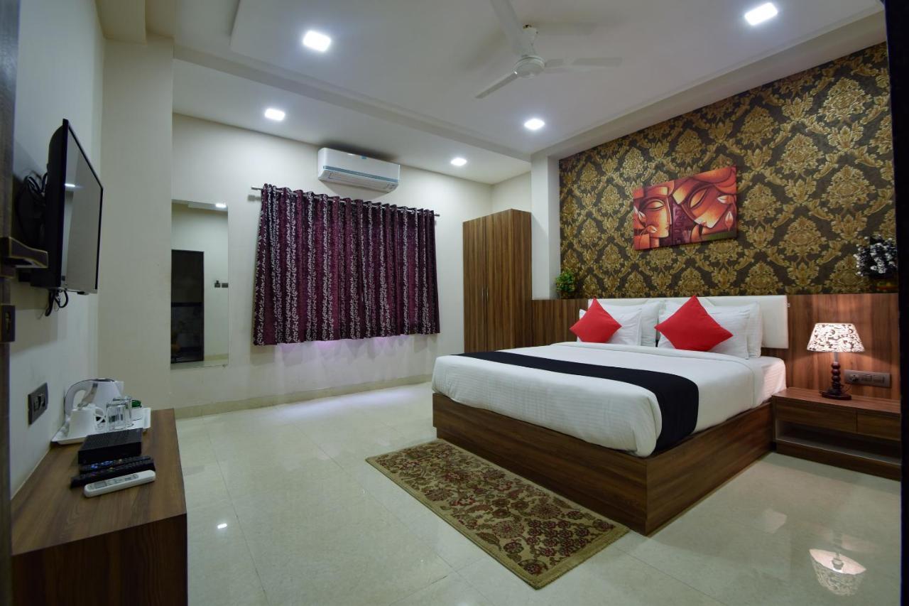 Hotel The Mewar Dabok المظهر الخارجي الصورة