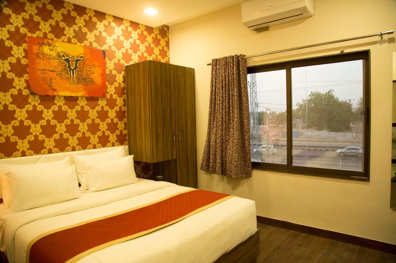 Hotel The Mewar Dabok المظهر الخارجي الصورة